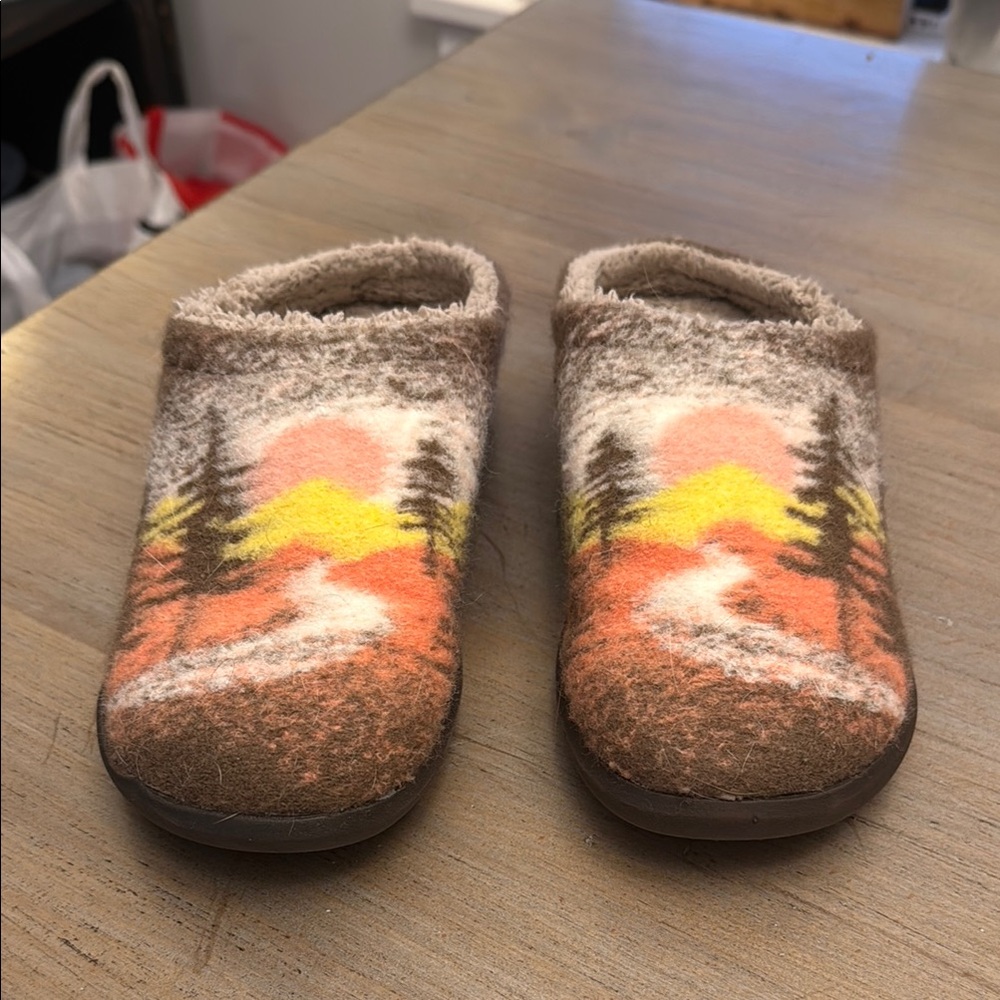 LL Bean Daybreak scuffs